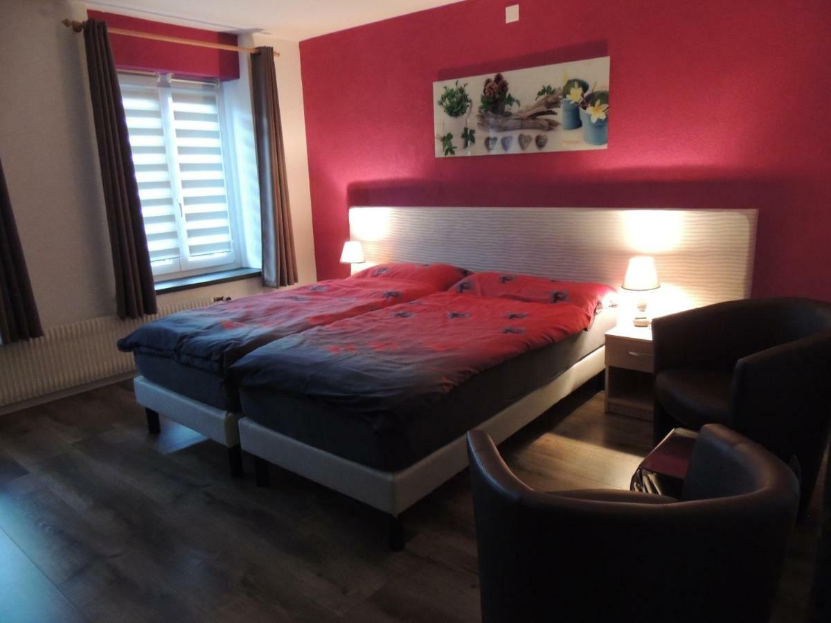 Hotel De La Gare Cousset Zewnętrze zdjęcie